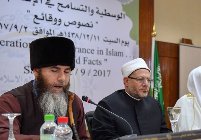 HE Chechnya Mufti Salakh Mezhiyev makes a speech at the opening of MWL Forum-Conf. on Moderation & Tolerance in Islam-Texts&Facts in Mina