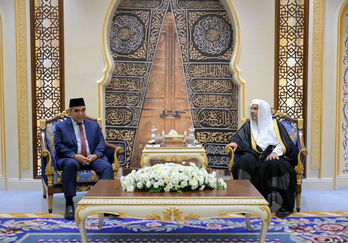 Le Secrétaire général de la Ligue islamique mondiale, cheikh Mohammed Al-Issa a reçu le Président du Conseil consultatif populaire indonésien, M. Ahmad Muzani