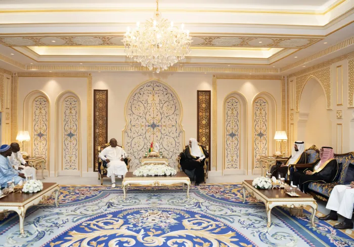 Kami senang di LigaMuslimDunia dengan kunjungan Yang Mulia Presiden Republik Guinea-Bissau, Tuan Umaro Sissoco Embaló, ke markas LMD di Makkah, dan beliau disambut oleh Yang Mulia Sekretaris Jenderal LMD, Ketua Asosiasi Ulama Muslim, Syekh Dr.Mohammed Al-Issa.