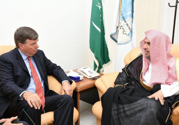 HE the MWL's Secretary General receiving the American Consul General 2 Saudi Arabia, Mr. Matthias Mitman in his office in Jeddah