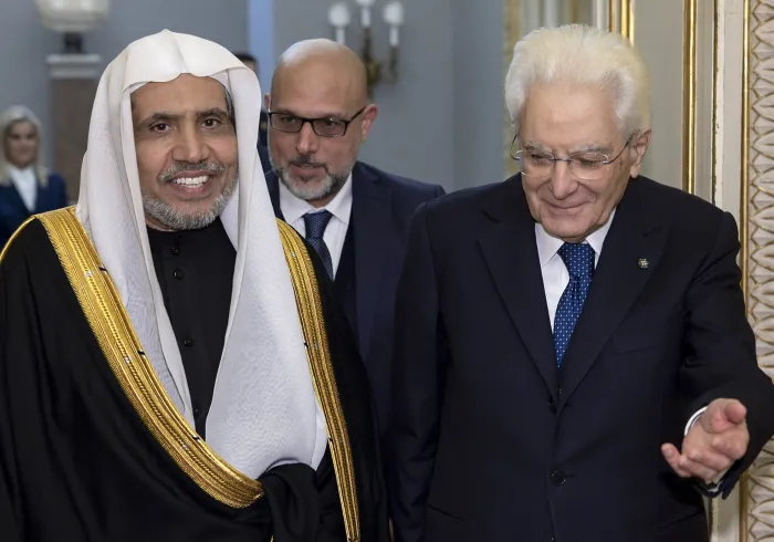 El Presidente de la República Italiana, el Sr. Sergio Mattarella, recibió anoche en el palacio presidencial de Roma al Secretario General de la Liga del Mundo Islámico, Presidente de la Comisión de Ulemas, el Sheij Mohammed Al-Issa.
