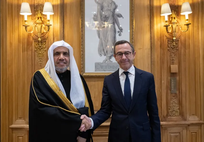 En el marco de una visita realizada en respuesta a la invitación de los principales centros de reflexión y estudios de renombre mundial