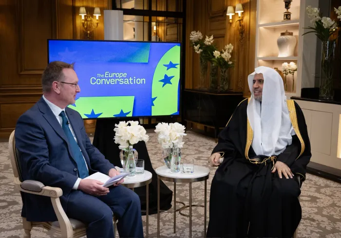 El canal Euronews, el más ampliamente difundido e influyente de Europa, que llega a unos 400 millones de telespectadores en todo el mundo, ha realizado una entrevista con el Secretario General y Presidente de la Comisión de Ulemas