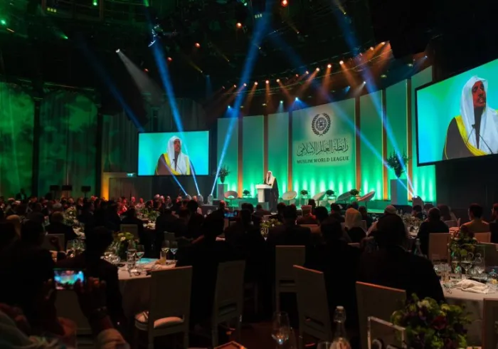 Londres accueille la première conférence des responsables religieux en Europe