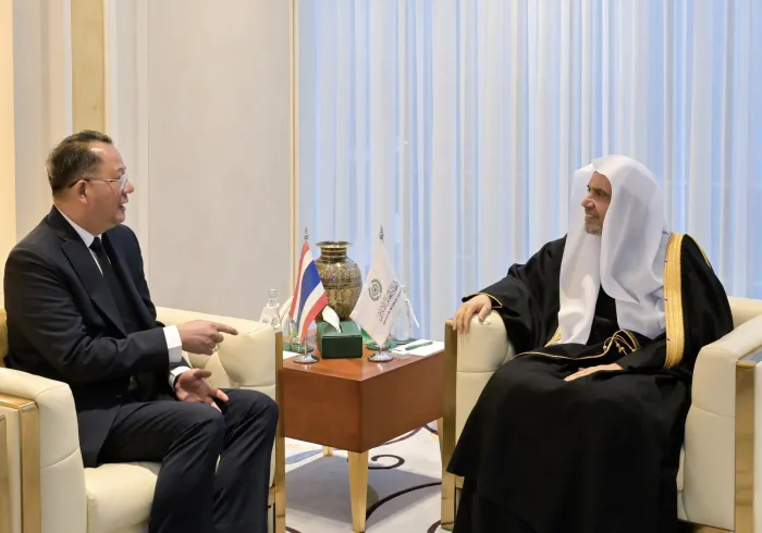 استقبل معالي الأمين العام، رئيس هيئة علماء المسلمين، فضيلة الشيخ د.محمد العيسى، سعادةَ سفير مملكة تايلند لدى المملكة العربية السعودية، السيد دام بونتام