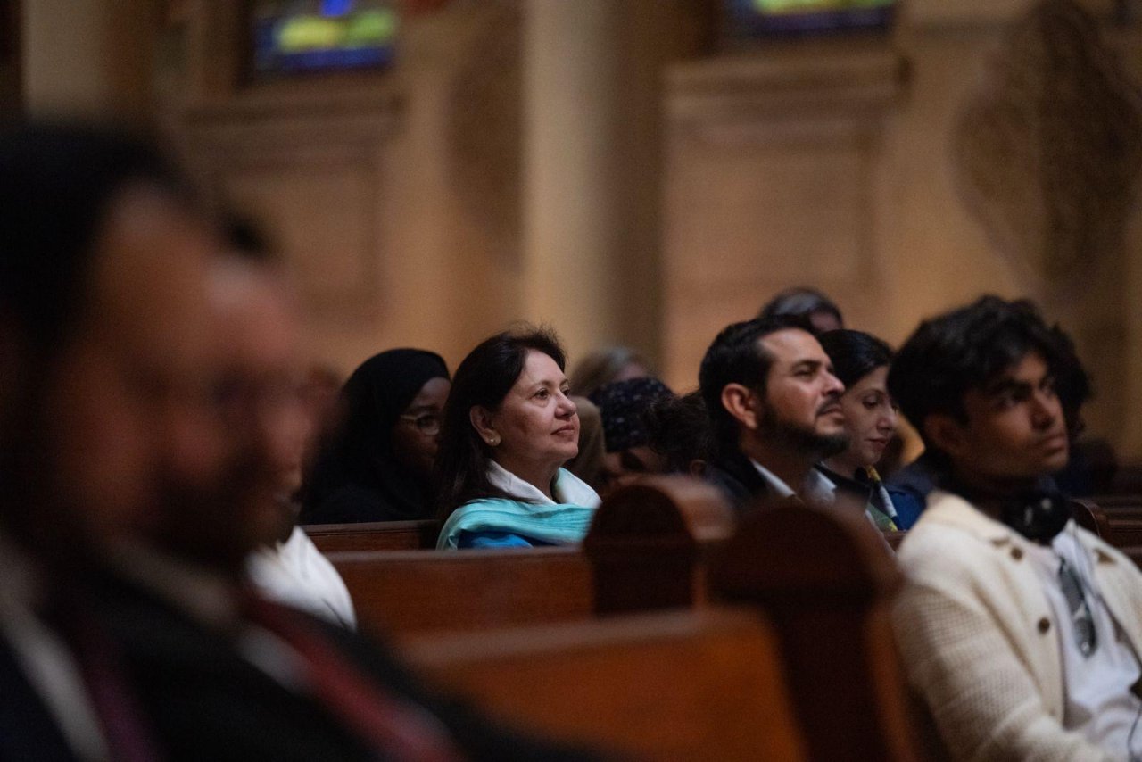 دانشگاه استنفورد آمریکا میزبان سخنرانی دبیرکل سازمان همبستگی جهان اسلام شد جمعی از استادان دانشگاه، دانشجویان و مدعوین در این برنامه حضور یافتند پیشنهاد شد که سخنرانی به کتابی تبدیل شود که از سوی دانشگاه منتشر گردد ۲۵ دانشجو پروژه‌های خود را درباره بندهای «سند مکه مکرمه» ارائه کردند