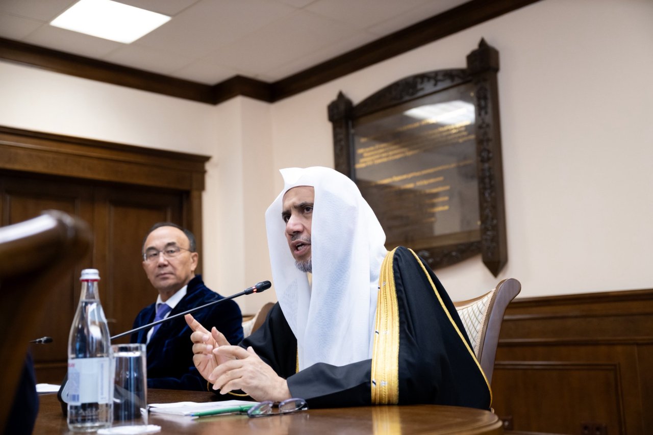 ‏الشيخ د.⁧‫محمد العيسى‬⁩ ‬⁩ يُحاضِرُ في جامعة أستانا الوطنية عن: &quot;التّحولات الفكرية المعاصرة&quot;