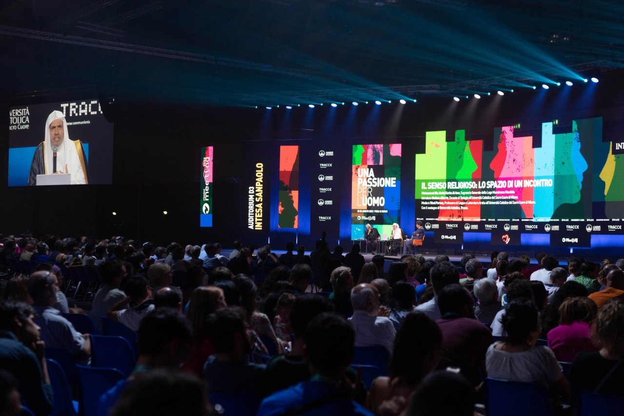 Islamofobia bukan hanya ancaman bagi umat Islam, melainkan juga bahaya yang mengancam seluruh umat manusia, serta menebarkan perpecahan di antara bangsa dan masyarakat