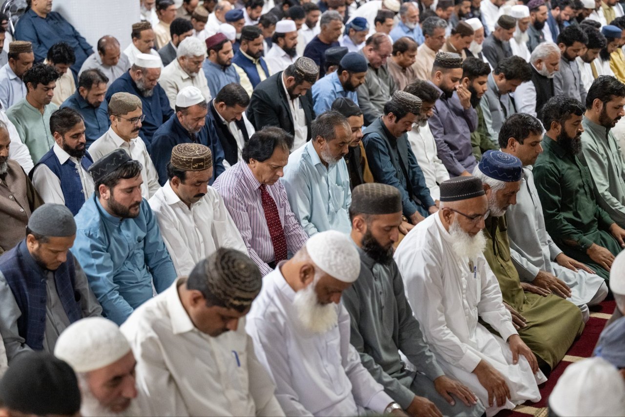 El Secretario General, Presidente del Consejo de Ulemas,el Sheij Mohammed Alissa, pronunció el sermón del viernes desde el minbar de la mezquita del Parlamento y del Senado de Pakistán,en presencia de sus miembros,de los gobernadores de algunas provincias