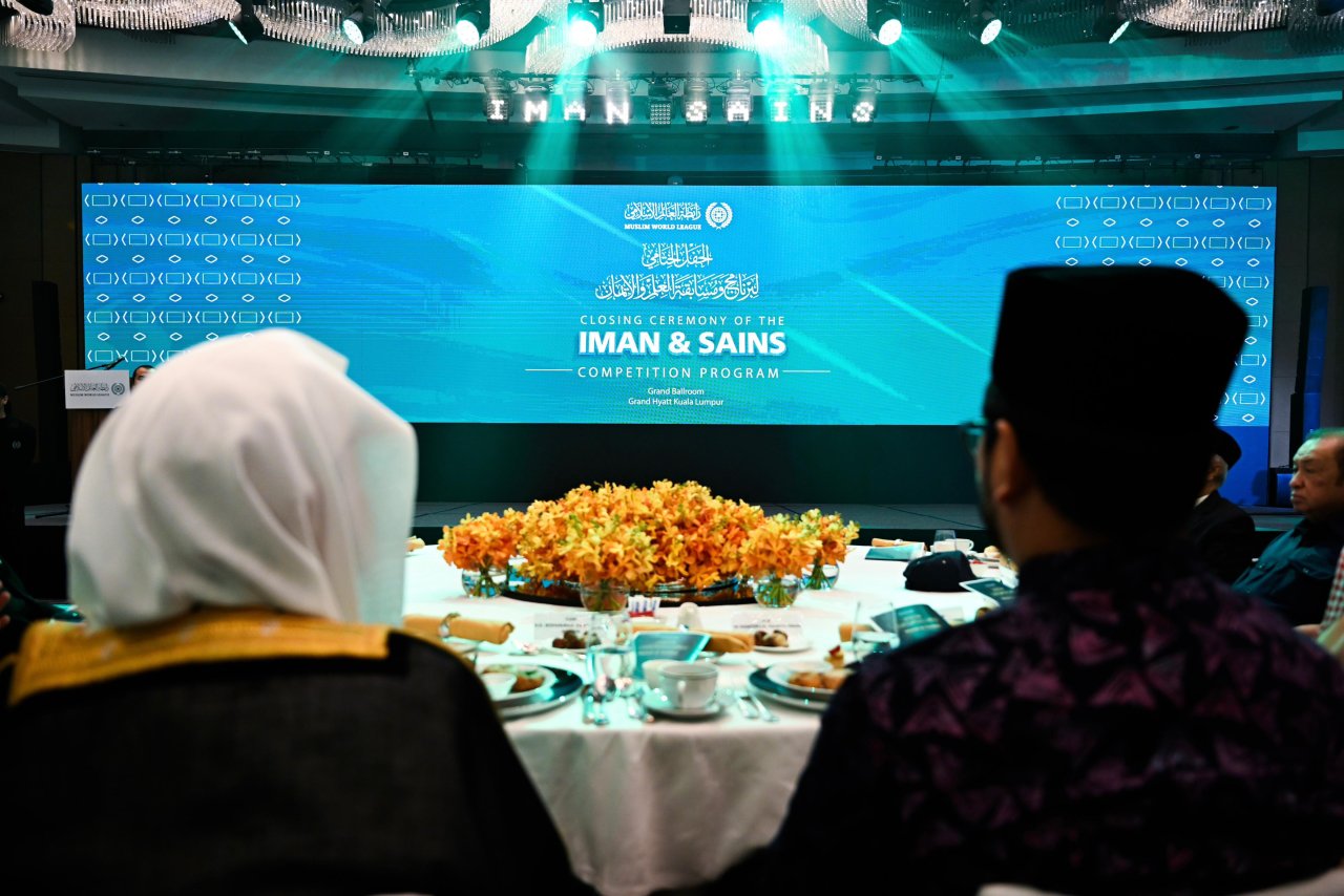 Dr. Al-Issa inaugurates from Malaysia the World Council for Scientific Miracles in the Qur’an and Sunnah, and sponsors the closing ceremony of the “Iman and Sains” program and competition