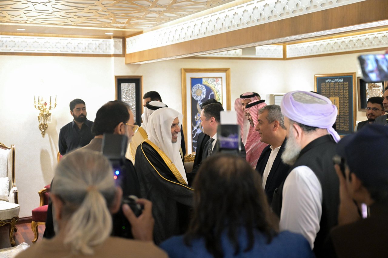 Le sénateur et éminent homme d’affaires Talha Mahmood a offert un dîner en l’honneur de la visite du Secrétaire général, cheikh Mohammed Al-Issa