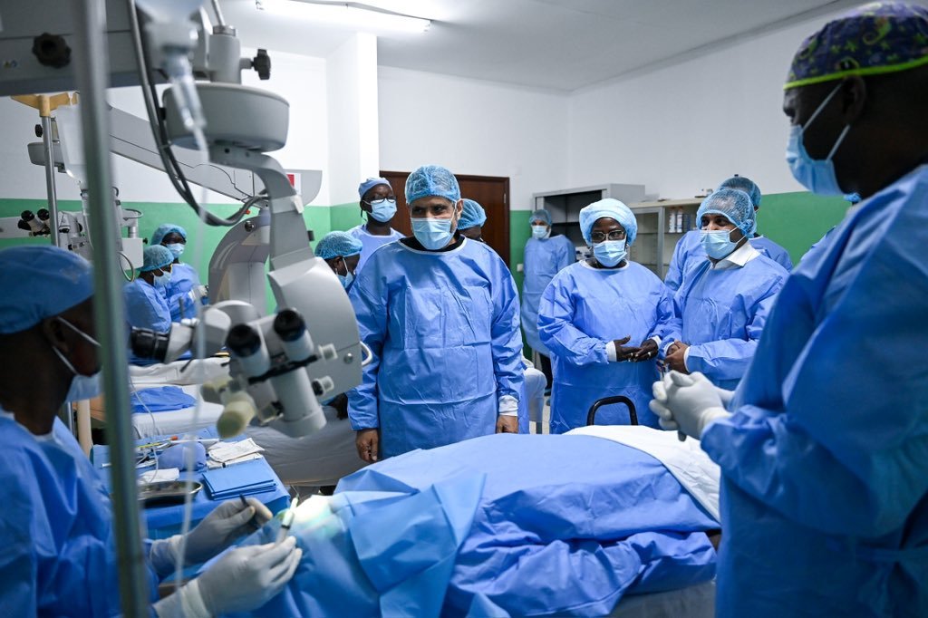 آج، جمہوریہ گنی بساؤ کے دورے کے دوران: