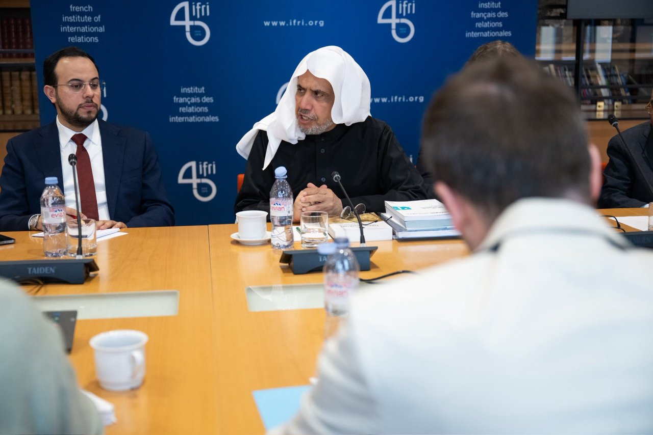 El Instituto Francés de Relaciones Internacionales (IFRI), en París, organizó un seminario para el Secretario General y Presidente de la Comisión de Ulemas, el Sheij Mohammed Alissa