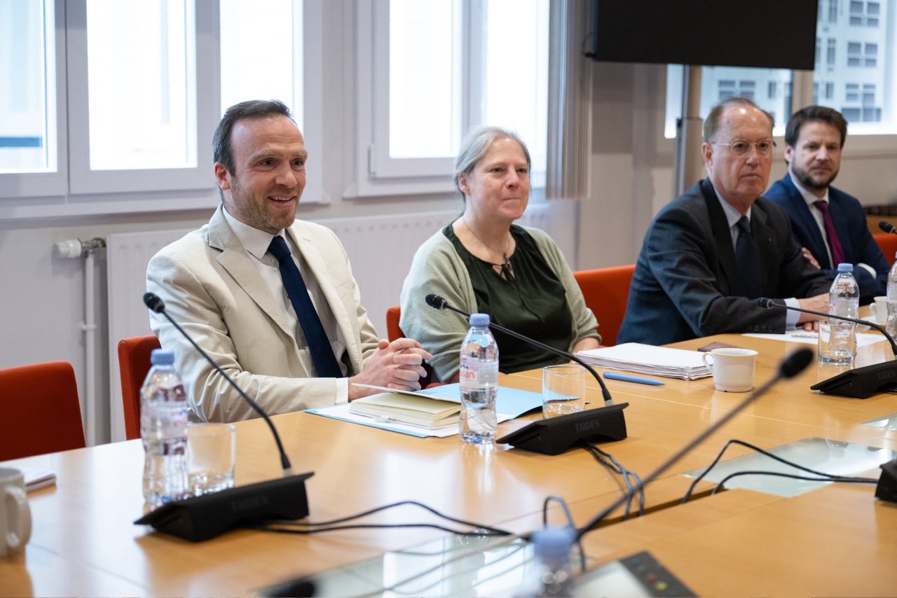 El Instituto Francés de Relaciones Internacionales (IFRI), en París, organizó un seminario para el Secretario General y Presidente de la Comisión de Ulemas, el Sheij Mohammed Alissa
