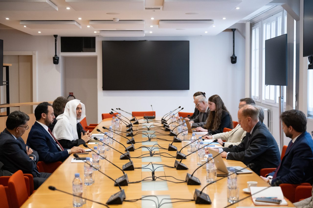 Atas undangan resmi dari pusat-pusat pemikiran dan studi terkemuka di ibukota Prancis, Paris:  Yang Mulia Sekretaris Jenderal Liga Muslim Dunia mengawali kunjungannya ke Republik Prancis dengan mengunjungi &quot;Museum Gaza yang Terdampak&quot;