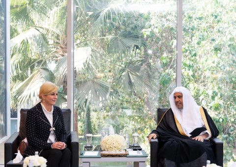 At his office in Riyadh, His Excellency Sheikh Dr. Mohammed Alissa, Secretary-General of the MWL and Chairman of the Organization of Muslim Scholars, met with Her Excellency Ms. Kolinda Grabar-Kitarovic, former President of the Republic of Croatia.