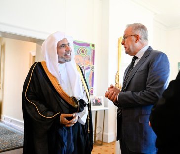 ‏استضاف دولةُ رئيس الوزراء الأسترالي، السيد أنتوني ألبانيزي، في مدينة "سيدني"، صباح اليوم معاليَ الأمين العام، رئيس هيئة علماء المسلمين، فضيلة الشيخ د.⁧‫ محمد العيسى