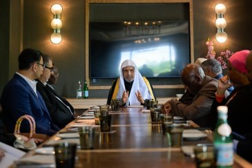 ترأّسَ معالي الأمين العام، رئيس هيئة علماء المسلمين، فضيلة الشيخ الدكتور ⁧‫محمد العيسى‬⁩ ‬⁩، في العاصمة الأمريكية "واشنطن"، الجلسة الثالثة لمجلس القيادات الإسلامية في أمريكا الشمالية والجنوبية