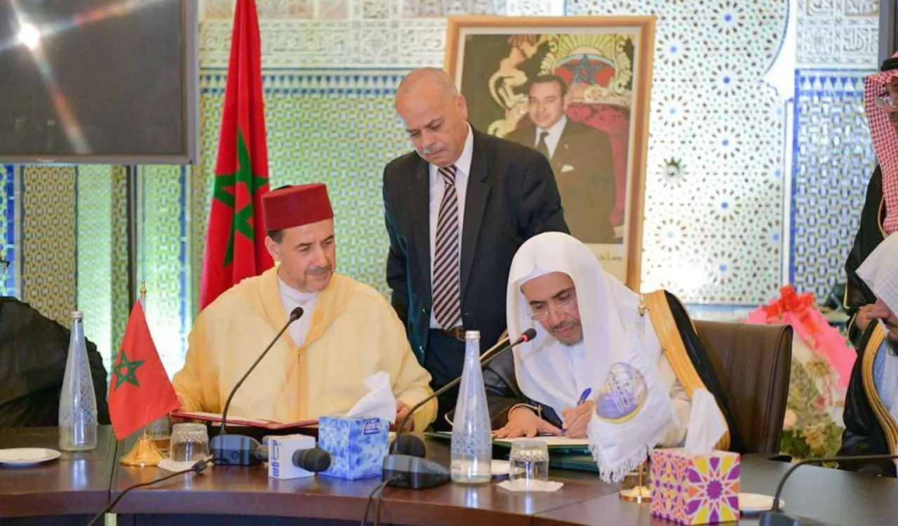 ‏يقف شركاء ‫رابطة العالمالإسلامي‬⁩ حول العالم، داعماً مهماً للمبادرات والبرامج ذات الصلة بتفكيك خطاب التطرف، وتعزيز استراتيجيات التحصين الفكري.