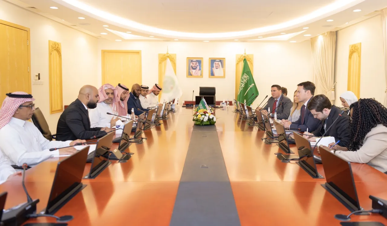 Le directeur du Comité national de lutte contre le terrorisme au États Unis M. Francisco a rencontré à Ryadh Le D.Mohammad Alissa pour traiter de sujets concernant l’idéologie Terroriste.