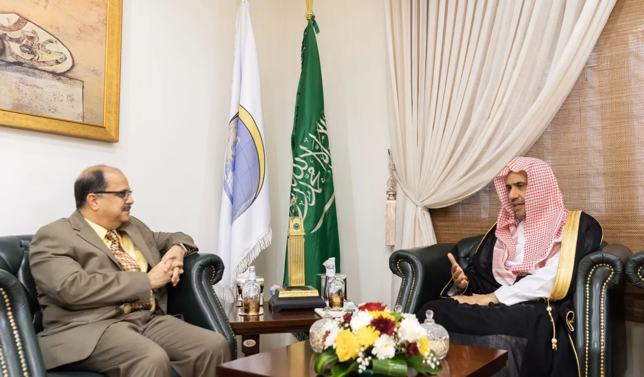 التقى معالي الشيخ د.⁧‫محمد العيسى‬⁩ بسعادة سفير جمهورية الهند لدى المملكة السيد أوصاف سعيد