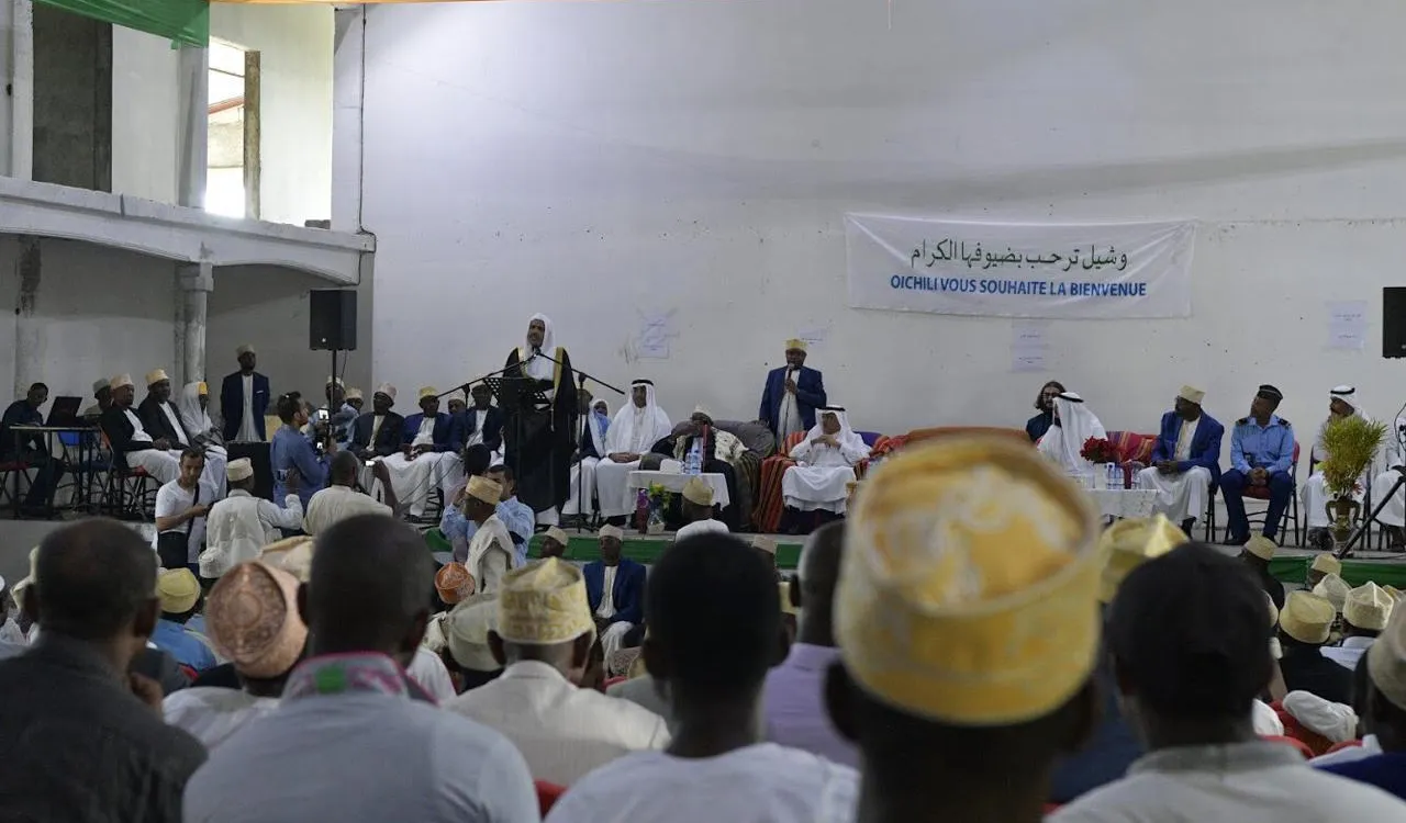 Cheikh Dr. Alissa s'adressant à des savants africains.
