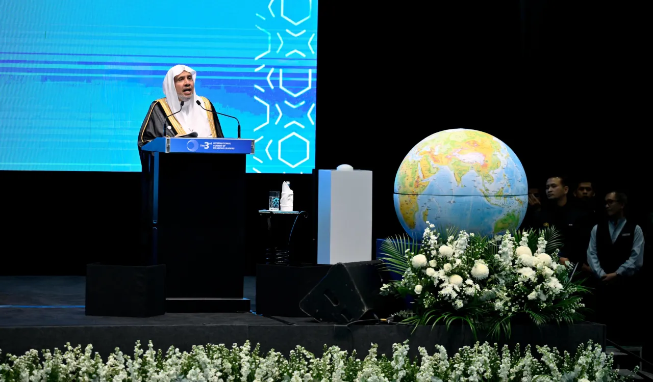 Le Secrétaire général de la Ligue islamique mondiale prononce une allocution d’ouverture lors du 3ème Sommet international des responsables religieux à Kuala Lumpur