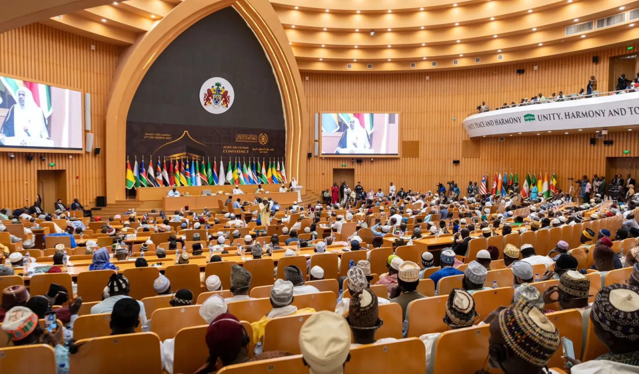 ‏التواصل "الفاعل" مع المجتمعات المسلمة حول العالم في طليعة واجبات ⁧‫رابطة العالم الإسلامي‬⁩.  ‏أثمر هذا التلاقي الأخوي تعزيز الروابط الإسلامية مع تعاهد ما يلزم من احتياجاتها.