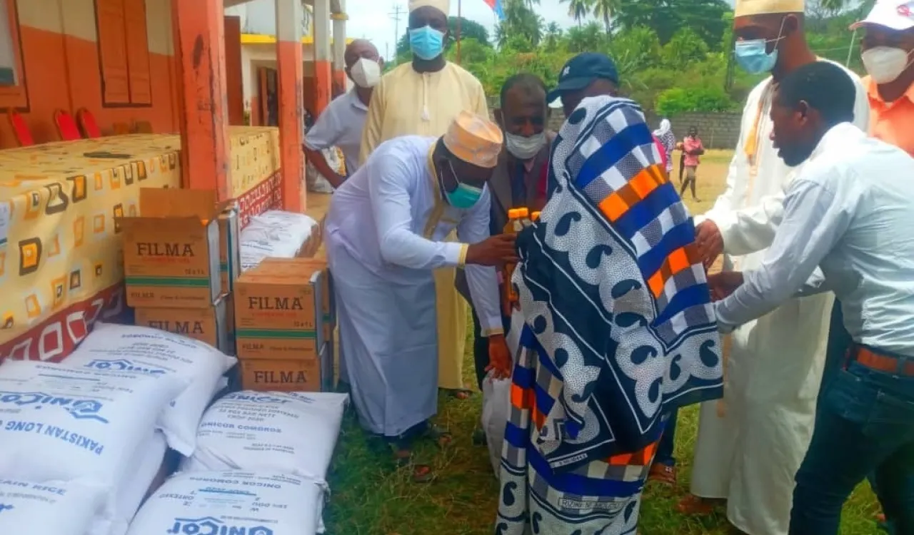 La LIM met en œuvre un programme de secours d’urgence sur l’île de Mohéli pour les pauvres et les orphelins de la République des Comores.