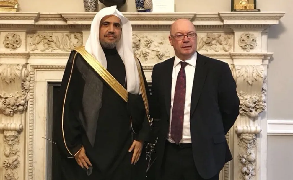 The SG of the MWL Dr. Al-Issa, meets in London the British Minister of State Mr. Burt, Member of the House of Lords & Chairman, Committee on Religions & Beliefs in Public Life, Lord Woolf.