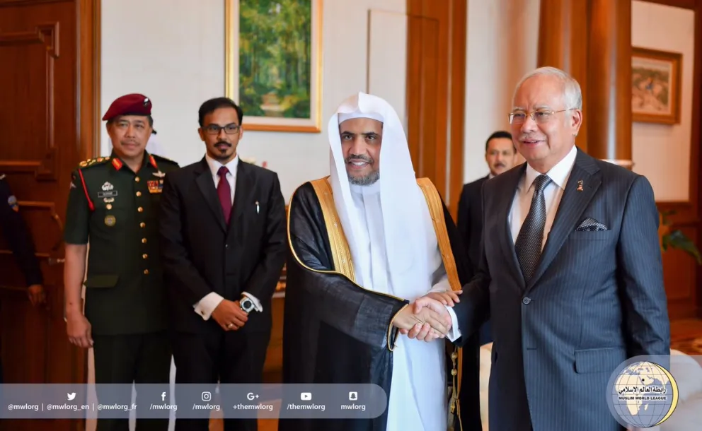 The Malaysian Prime Minister Mr. Najib Razak receives His Excellency the MWL's  Secretary General Sheikh Dr. Mohammad Alissa in KL.