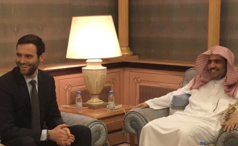 Dr. Al-Issa has received a delegation from the Foreign Relations Committee