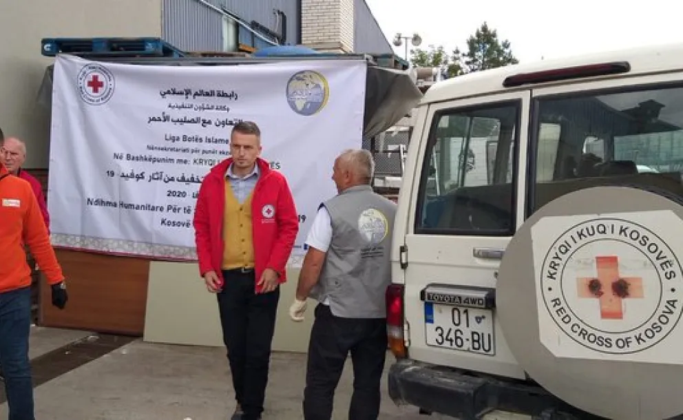 The MWL in Kosovo partnered with the Red Cross of Kosovo to deliver food aid to individuals impacted by the ongoing COVID19 coronavirus pandemic