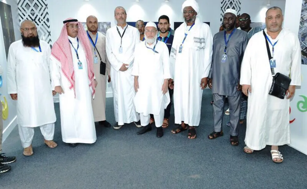 MWL's guests visit Misk Tent Camp in Mina