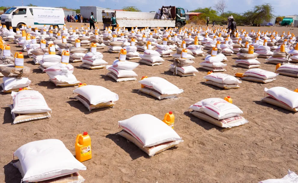 ‏شهرُ الرحمة والتكافل: ‏تواصل ⁧‫رابطة العالم الإسلامي‬⁩ إيصال السلال الرمضانية إلى الفئات المحتاجة حول العالم، وهنا قوافل الصِّلة في جمهورية جيبوتي: