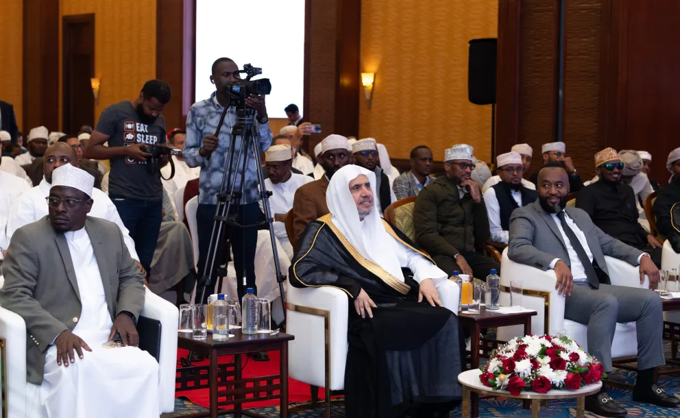 His Excellency Sheikh Dr. Mohammed Al-issa, Secretary-General of the MWL and Chairman of the Organization of Muslim Scholars, honored the winners of the World Elite Reciters of the Ten Qira’at Competition