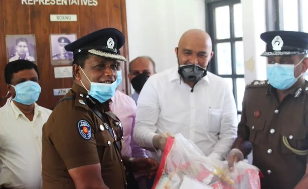 The Muslim World League donated 1,250+ food packs to communities in Sri Lanka