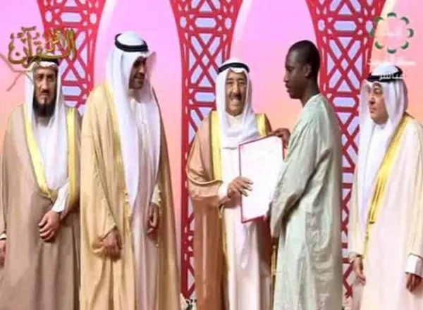 Three competitors of the MWL's Organization for Memorizing Quran won 1st 2nd & 3rd place in Kuwait competition; the Emir gave them prizes. 